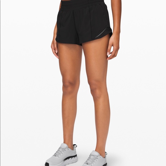 lululemon athletica Pants - Lululemon black hotty hot shorts 2.5 inch